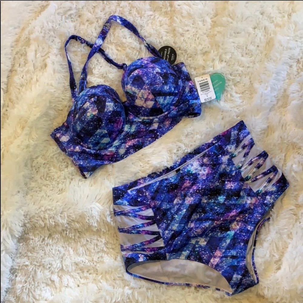 Baiting suit